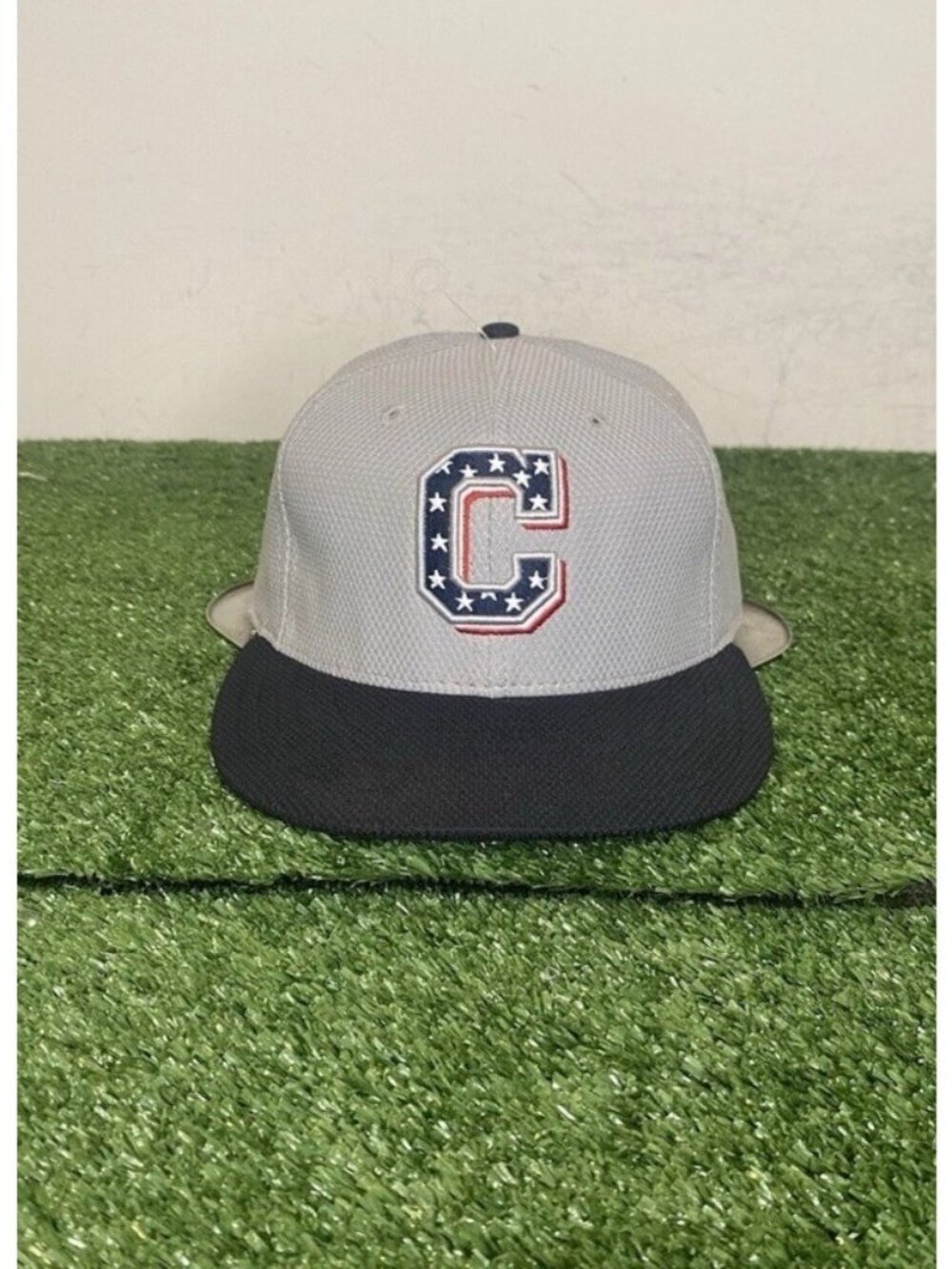 Cleveland Indians hat cap fitted 7 3/8 gray blue new era 4th of july USA mens